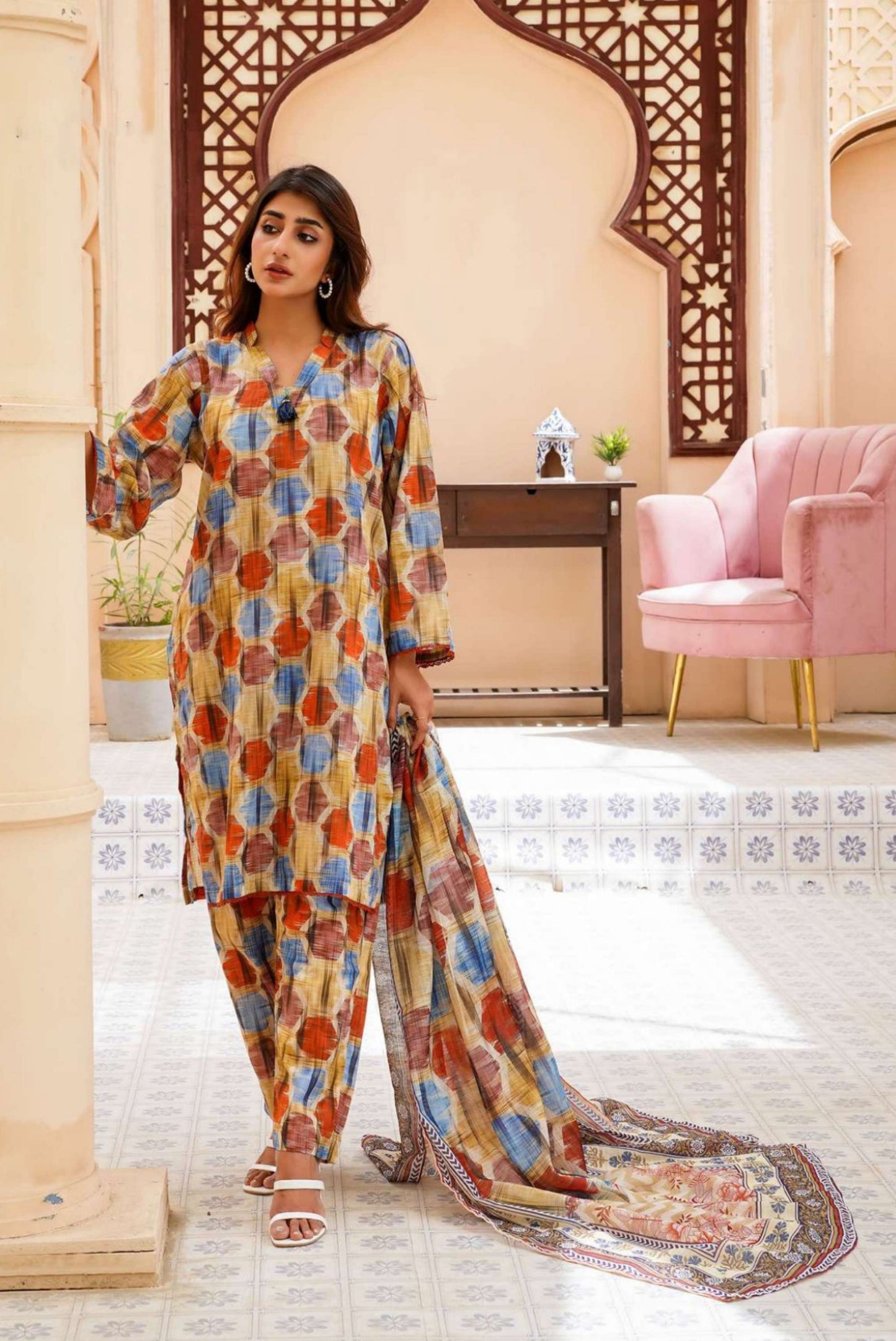 Bana Dora Luxe Lawn