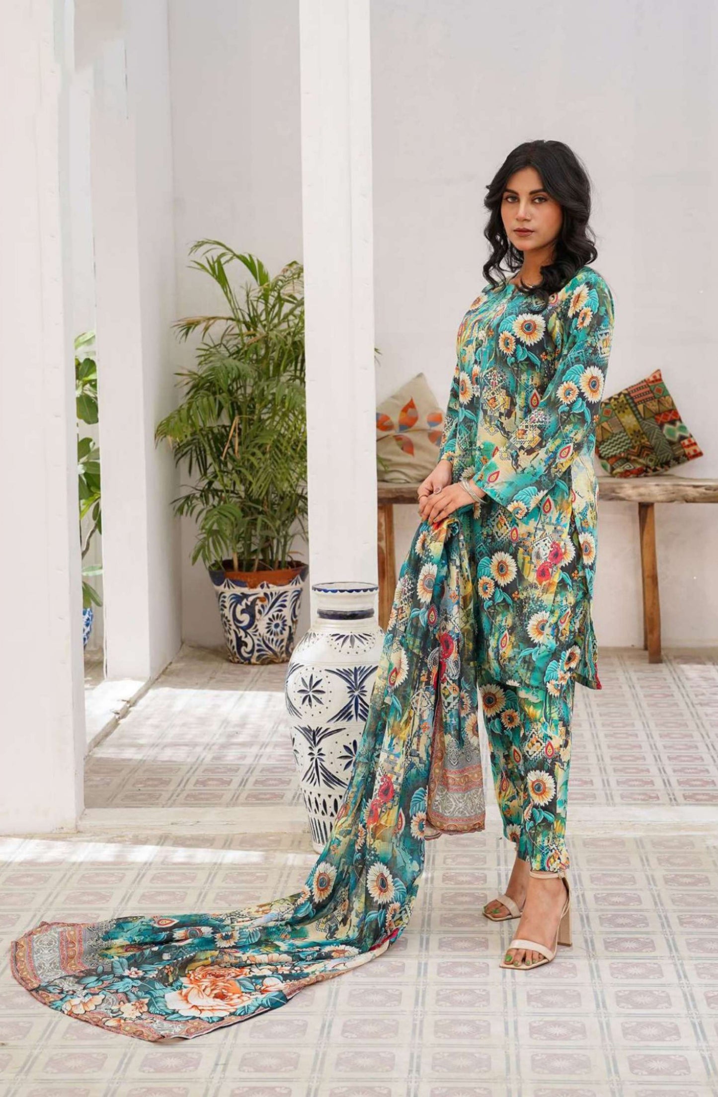 Bana Dora Luxe Lawn