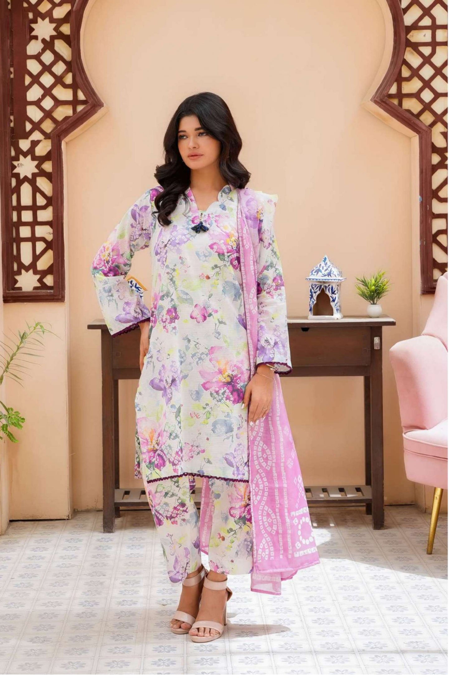 Bana Dora Luxe Lawn