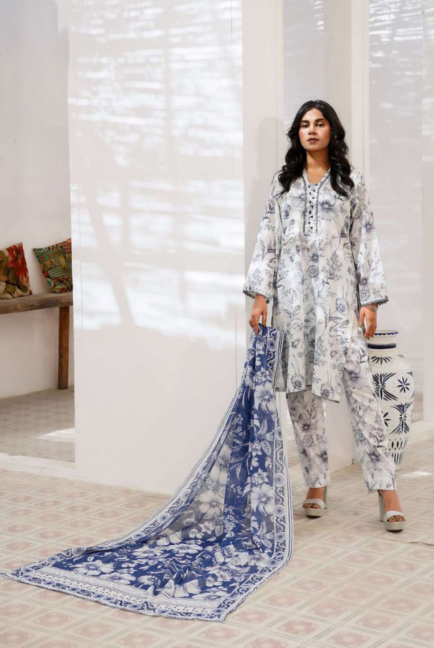 Bana Dora Luxe Lawn