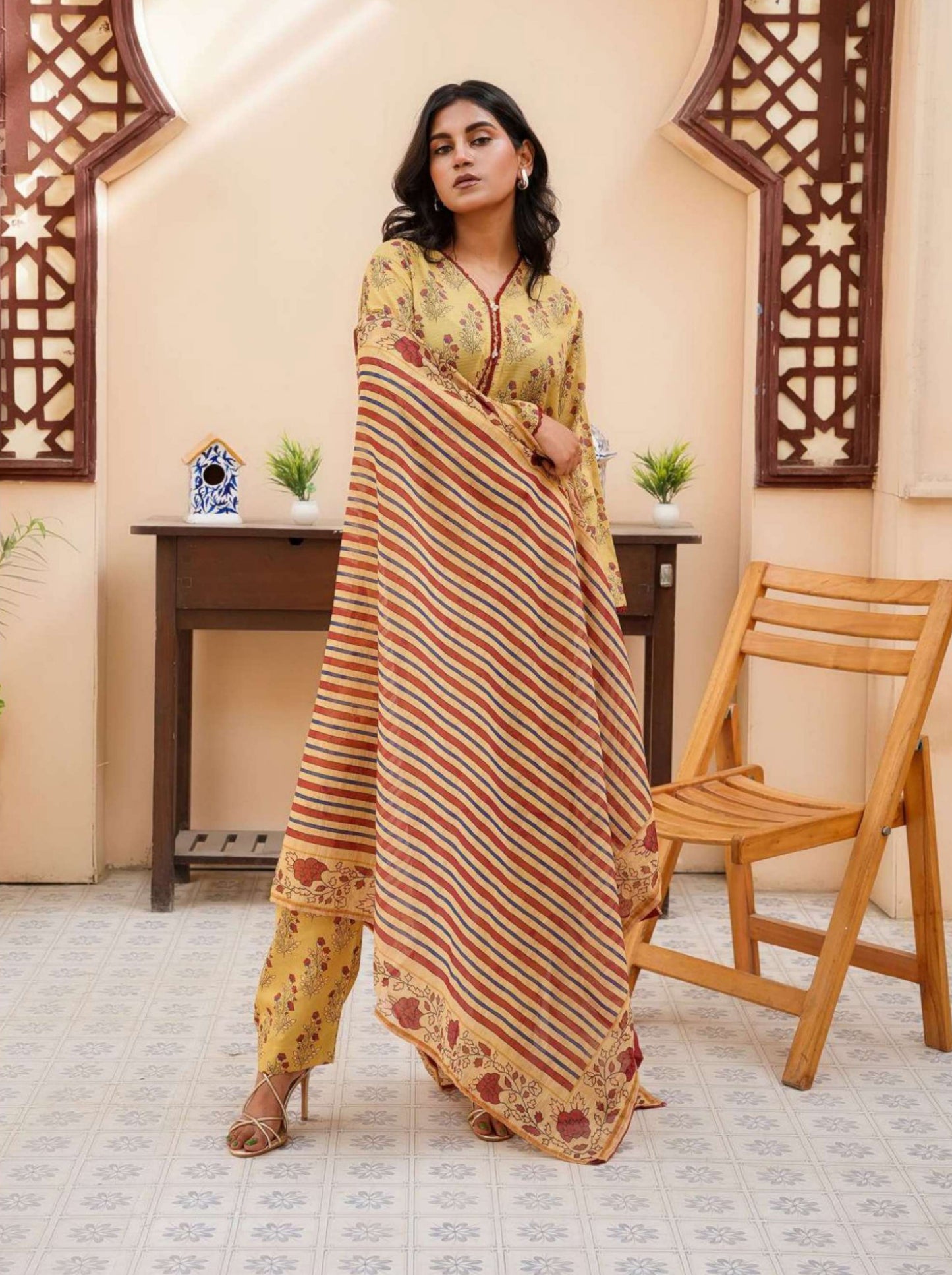 Bana Dora Luxe Lawn